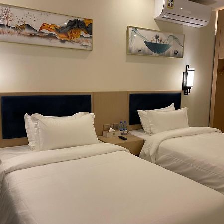 Season Inn Hotel Apartment_الدقم المظهر الخارجي الصورة